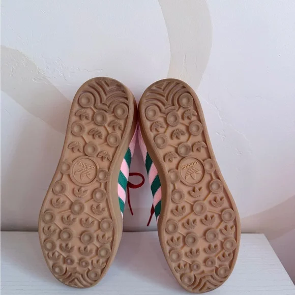 Adidas Pink Sneakers with Green Stripes - Picture 6 of 6